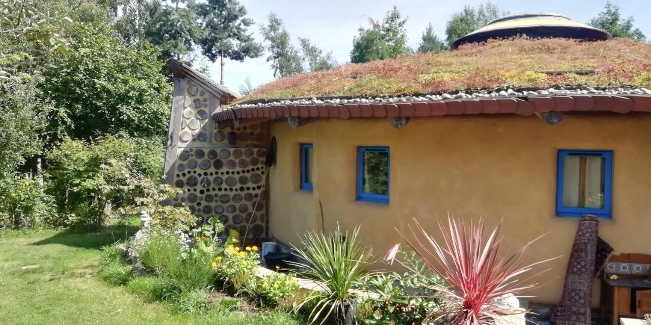 Sapphire Forest Garden Shepherd'S Hut Church Stretton Exteriör bild